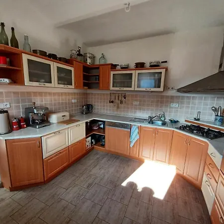 At 2 Donkeys - Country Life With A Large Kitchen Svitavy